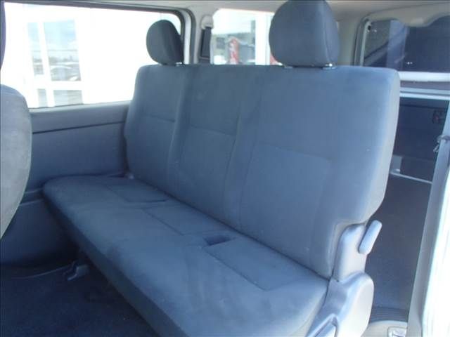 Toyota REGIUSACE VAN 2018-07 28762-8