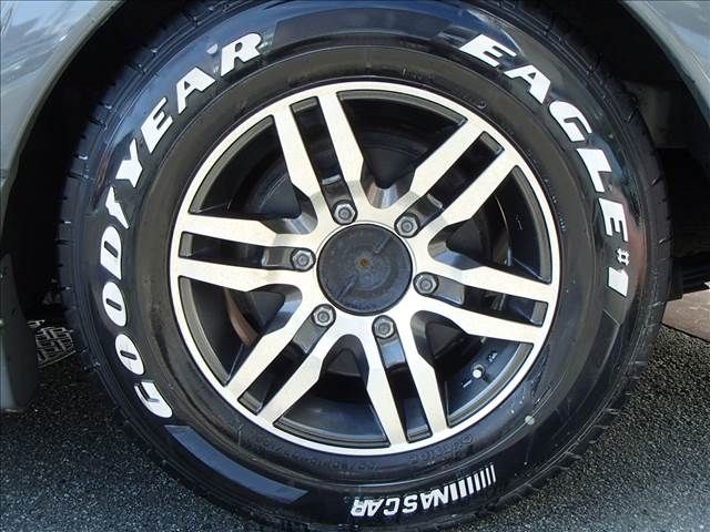 Toyota REGIUSACE VAN 2018-07 28762-6