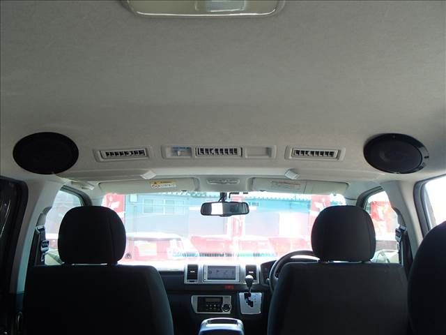 Toyota REGIUSACE VAN 2018-07 28762-18