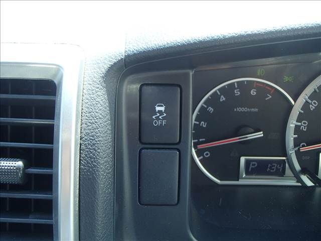 Toyota REGIUSACE VAN 2018-07 28762-19