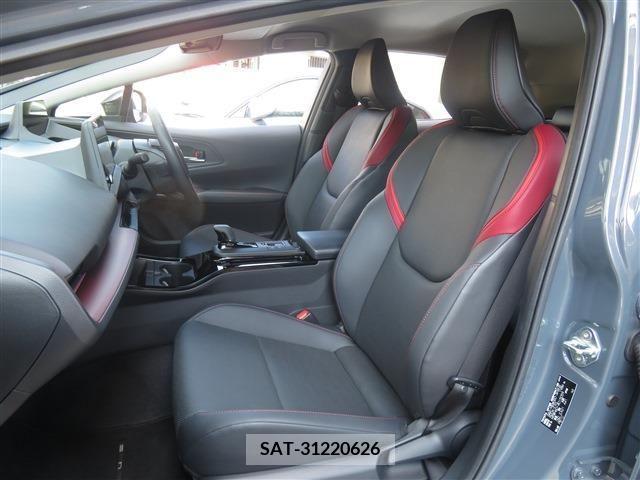 Toyota PRIUS 2023-04 351830-6