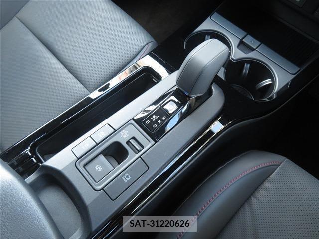Toyota PRIUS 2023-04 351830-11