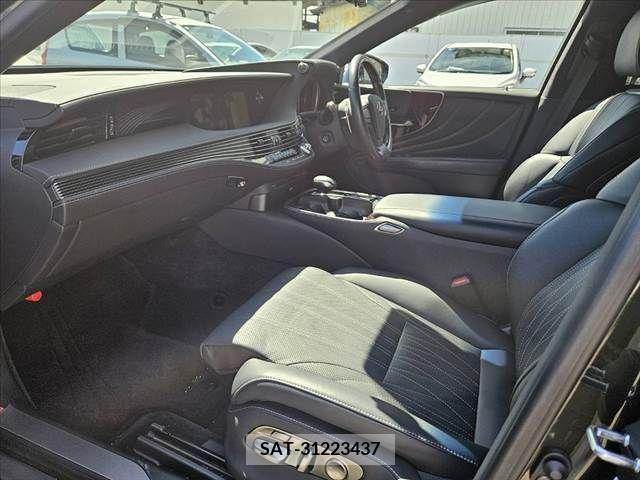 Lexus LS 2018-01 353948-16