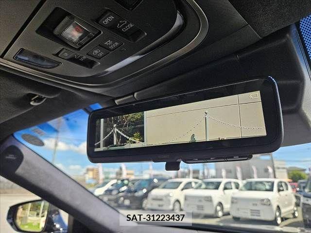 Lexus LS 2018-01 353948-21