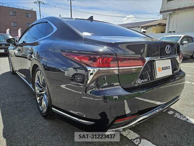 Lexus LS 2018-01 353948-14
