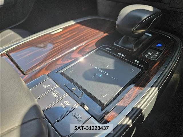 Lexus LS 2018-01 353948-22