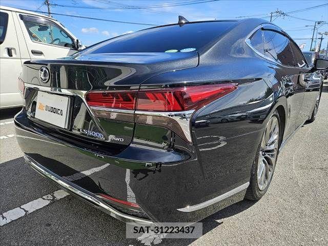 Lexus LS 2018-01 353948-12