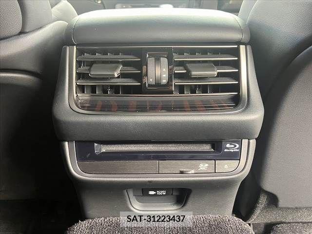 Lexus LS 2018-01 353948-28
