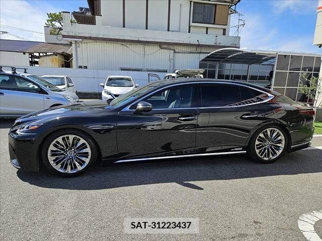 Lexus LS 2018-01 353948-10