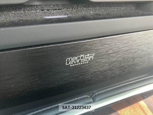 Lexus LS 2018-01 353948-6