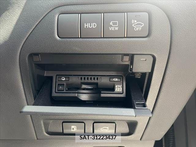 Lexus LS 2018-01 353948-20