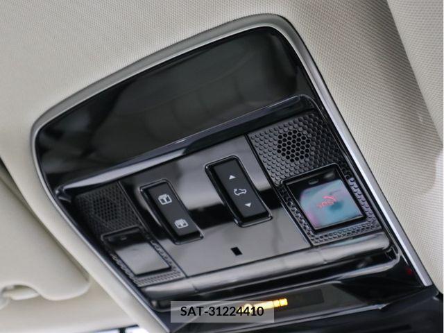 ROVER RANGE ROVER 2023-10 334782-22