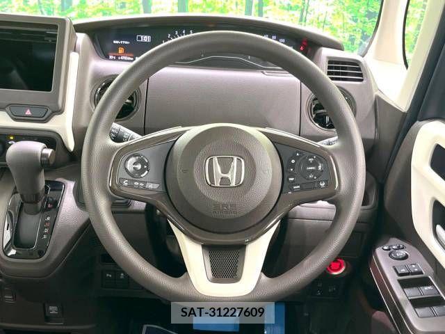 Honda N BOX 2022-06 364458-11