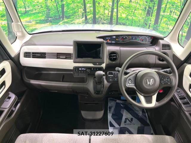 Honda N BOX 2022-06 364458-1