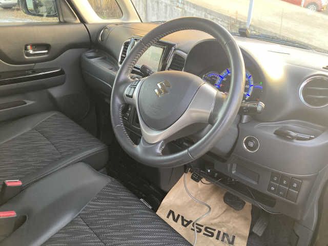 Suzuki SPACIA 2015-05 184427-1