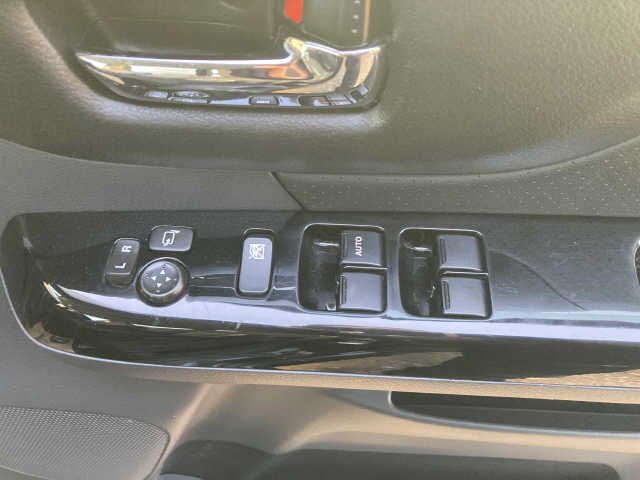 Suzuki SPACIA 2015-05 184427-4