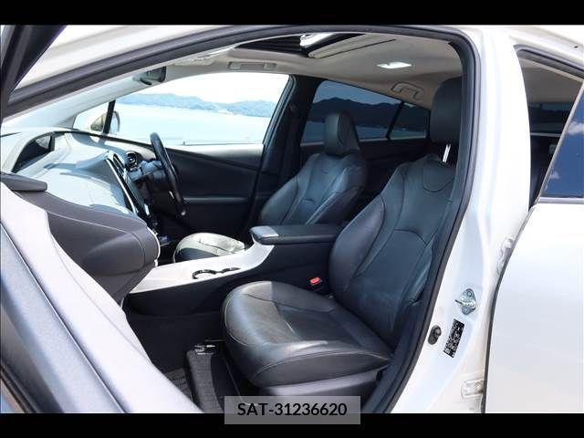 Toyota PRIUS 2017-01 366699-17