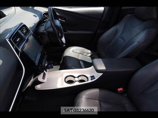Toyota PRIUS 2017-01 366699-16