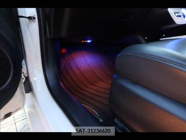 Toyota PRIUS 2017-01 366699-26