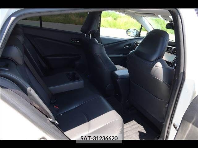 Toyota PRIUS 2017-01 366699-14