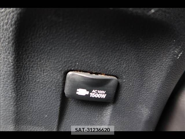 Toyota PRIUS 2017-01 366699-21