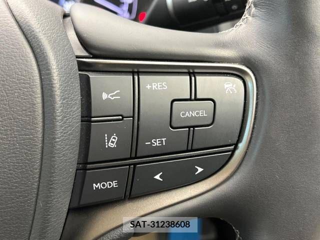 Lexus UX 2019-08 275911-4