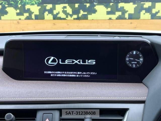 Lexus UX 2019-08 275911-2