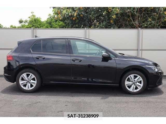 VolksWagen GOLF 2021-09 320306-6