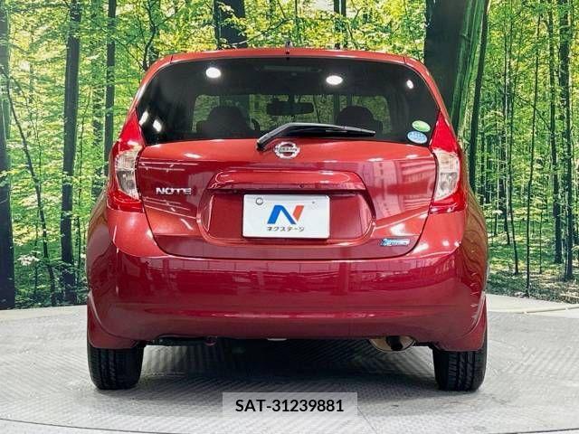 Nissan NOTE 2013-11 375397-16