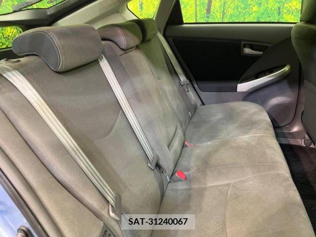 Toyota PRIUS 2011-11 252301-9
