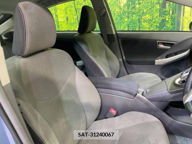 Toyota PRIUS 2011-11 252301-8