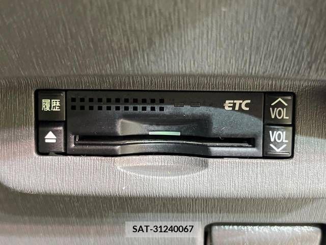 Toyota PRIUS 2011-11 252301-3