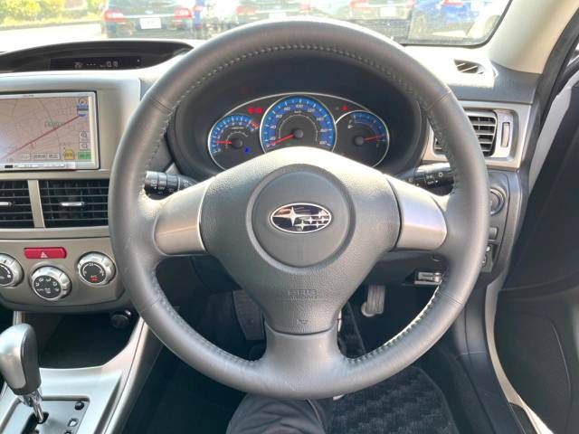 Subaru IMPREZA 2009-08 15735-8