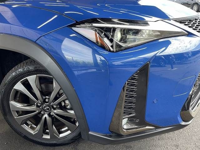 Lexus UX 2020-08 19265-19
