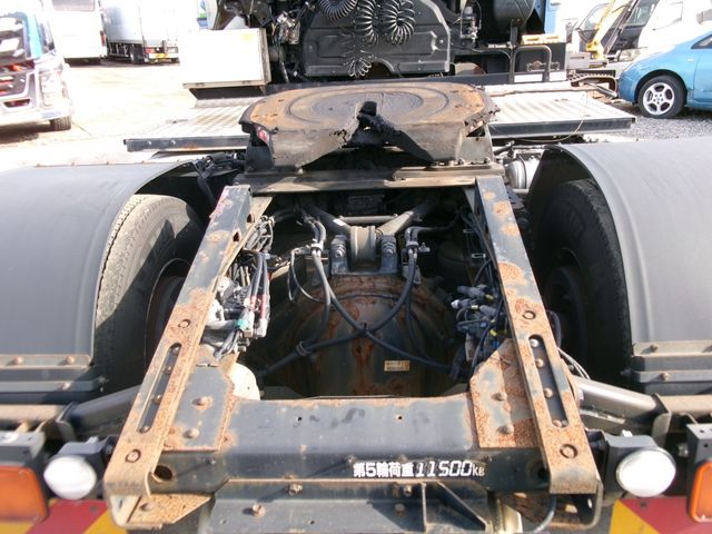 Isuzu GIGA 2018-02 20695-26