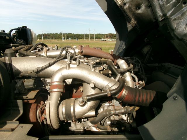 Isuzu GIGA 2018-02 20695-24