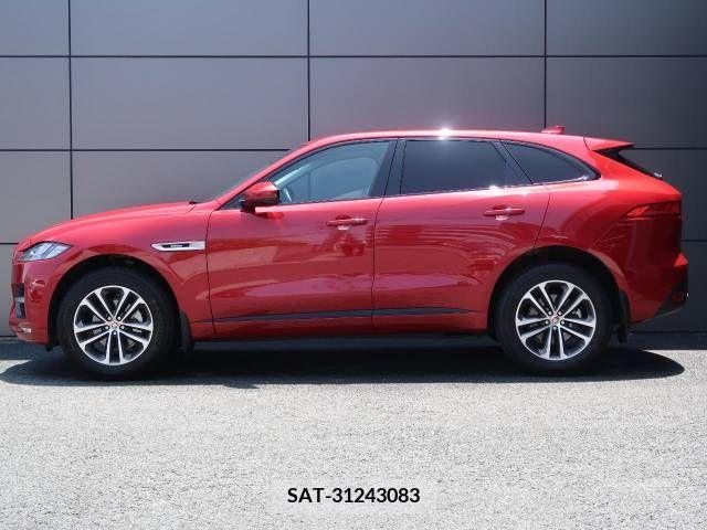 Jaguar F-PACE 2017-11 207048-18