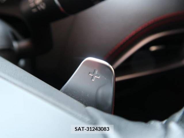 Jaguar F-PACE 2017-11 207048-7
