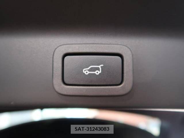 Jaguar F-PACE 2017-11 207048-5