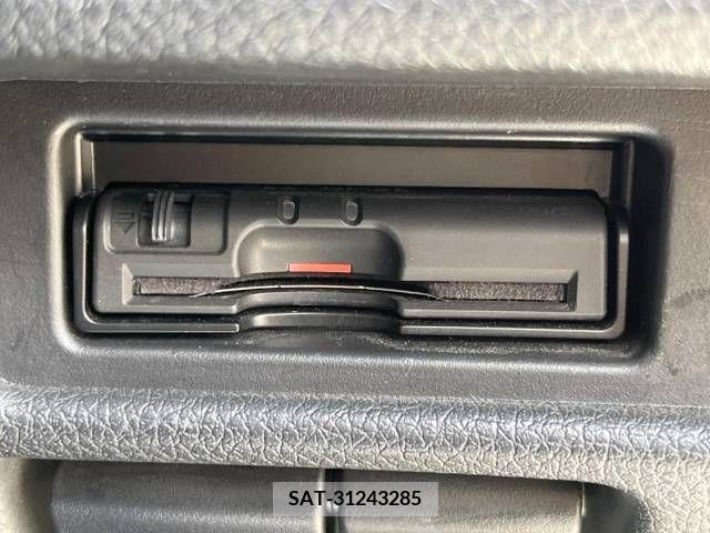 Nissan X-TRAIL 2014-03 290525-9