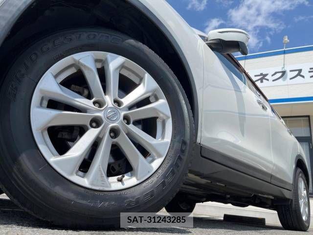 Nissan X-TRAIL 2014-03 290525-15