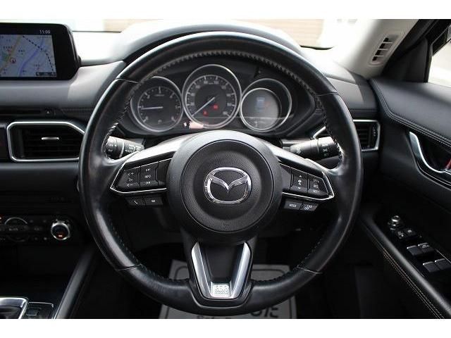 Mazda CX-5 2017-03 21823-16