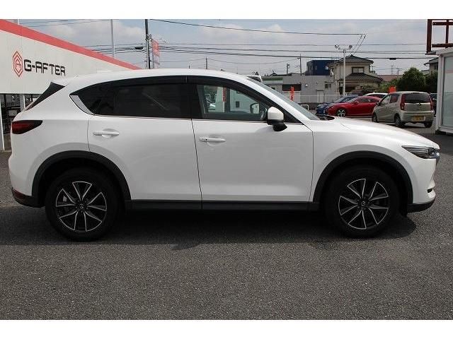 Mazda CX-5 2017-03 21823-9