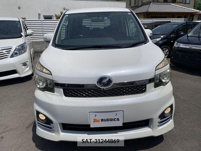 Toyota VOXY 2010-08 289443-2