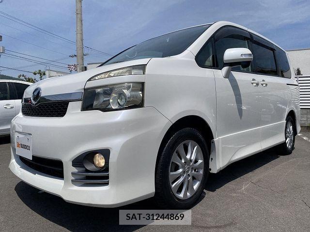 Toyota VOXY 2010-08 289443-3