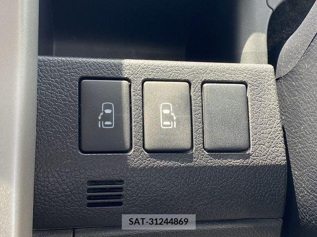 Toyota VOXY 2010-08 289443-23