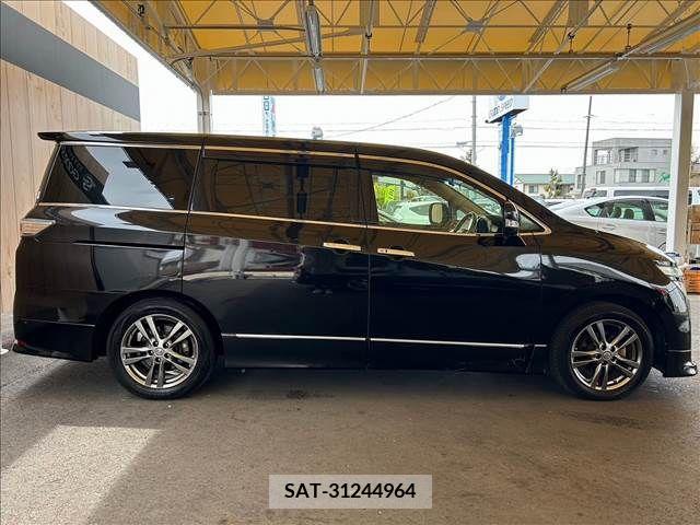 Nissan ELGRAND 2013-04 297110-17