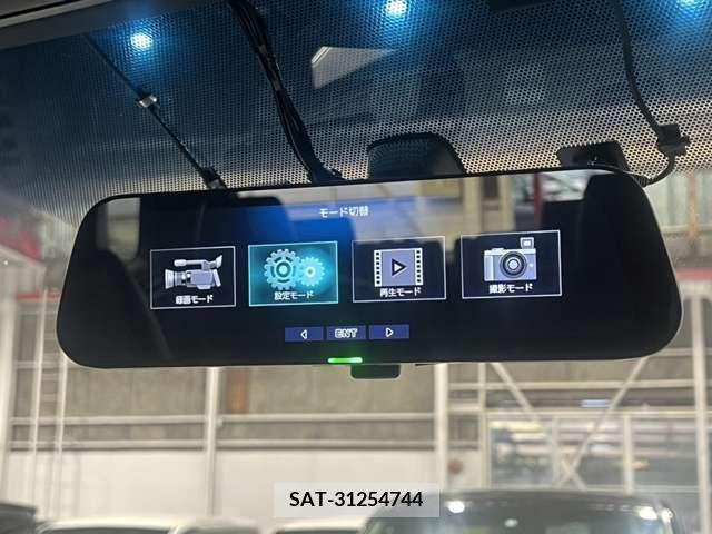 Toyota ALPHARD 2017-04 389067-4