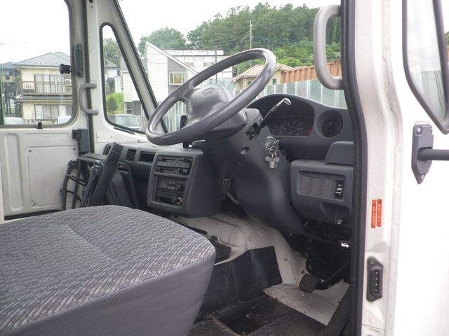 Toyota QUICK DELIVERY 2002-03 2507-2