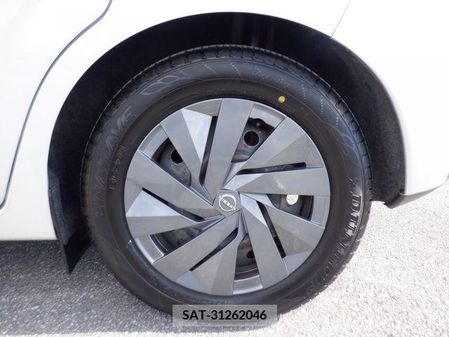 Nissan NOTE 2021-07 334779-29